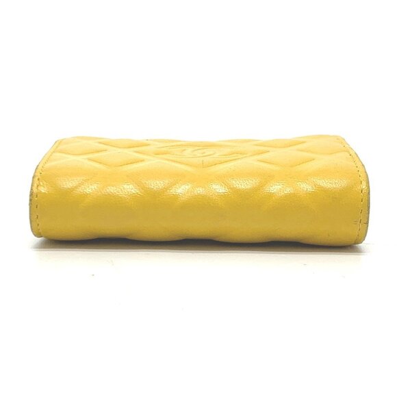 CHANEL Yellow Key Case - Picture 4 of 15